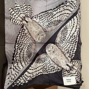 Valentino 100% silk grey owl scarf